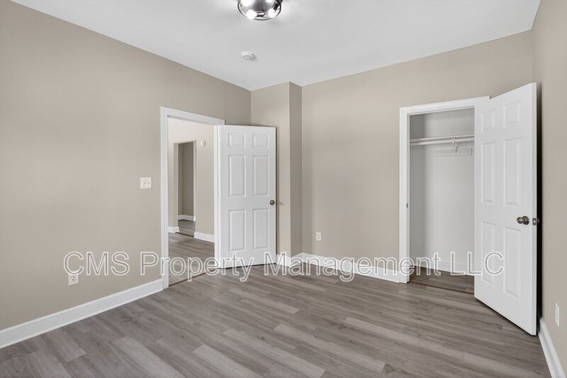 378 Grand St, 2R property image