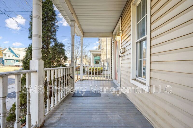 102-104 Jackson Ave, Unit 1 property image