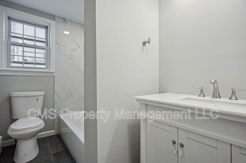 102-104 Jackson Ave, Unit 1 property image