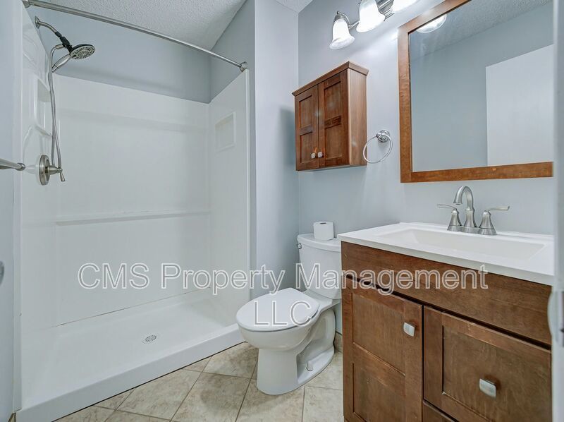 96 Versailles Ct property image