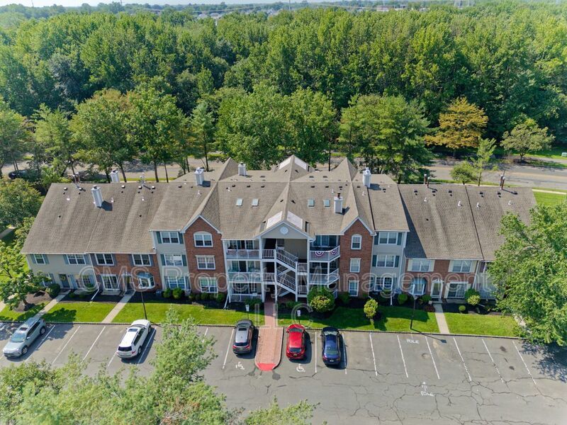 96 Versailles Ct property image