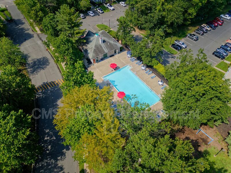 96 Versailles Ct property image