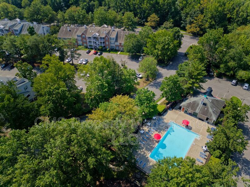 96 Versailles Ct property image