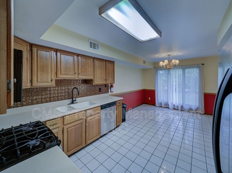 26 White Swan Way property image