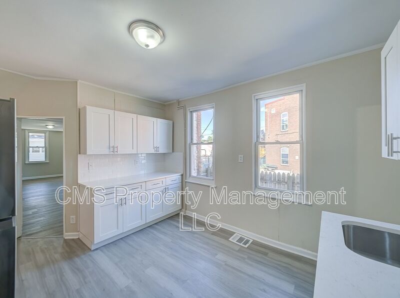 12 Adella Ave property image