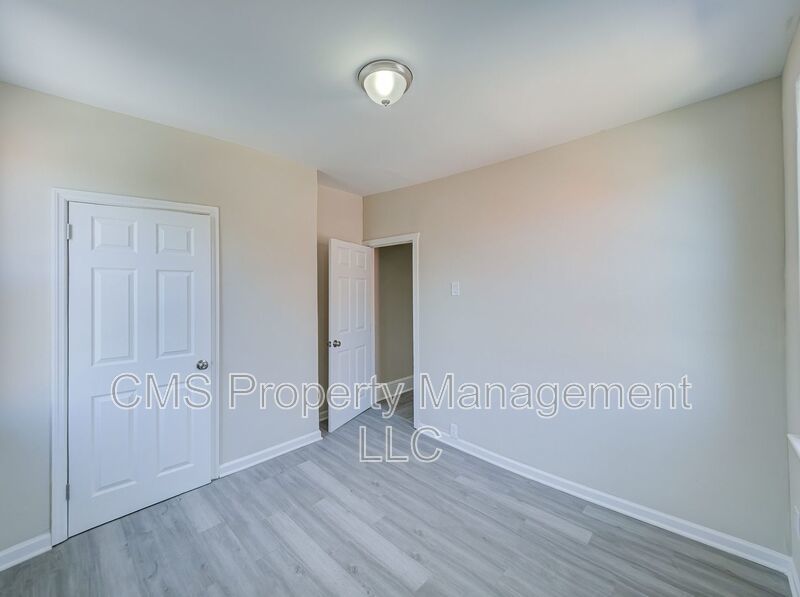 12 Adella Ave property image