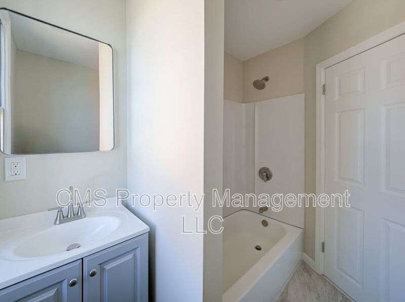 12 Adella Ave property image