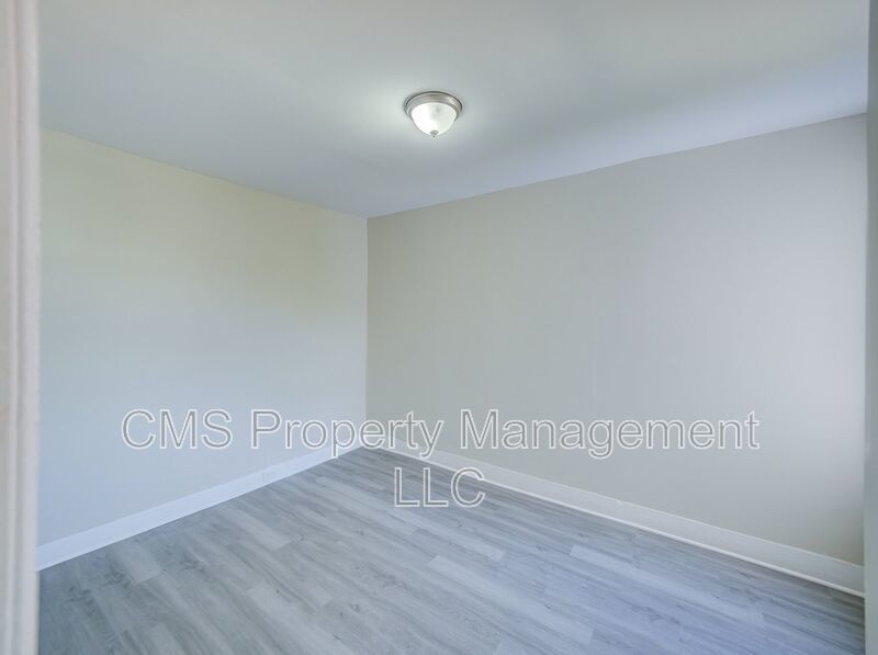 12 Adella Ave property image