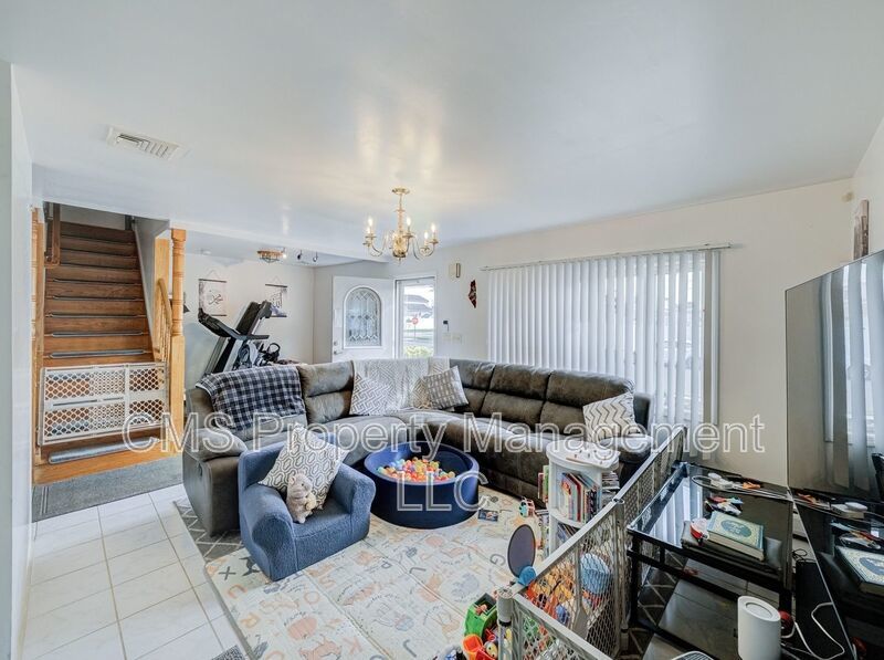 74 Markowitz St property image