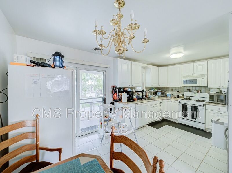 74 Markowitz St property image