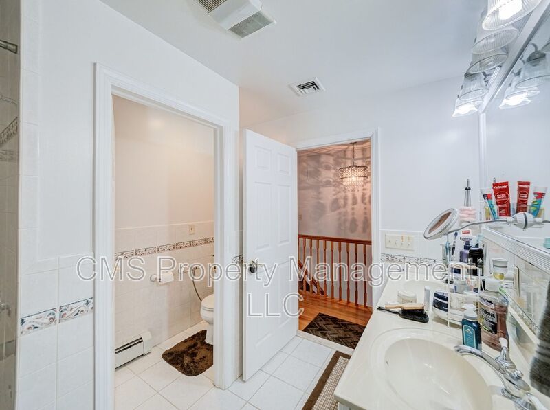 74 Markowitz St property image