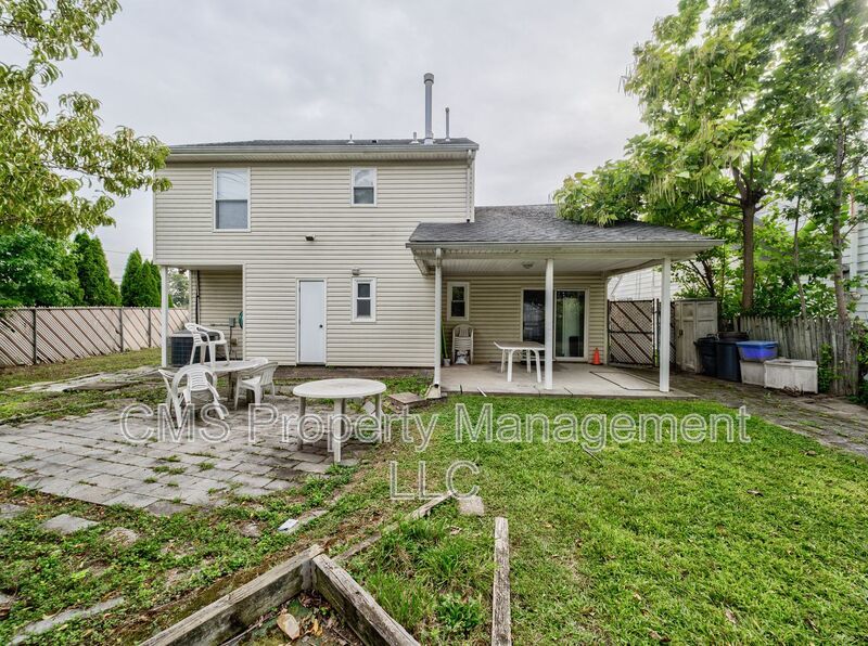 74 Markowitz St property image