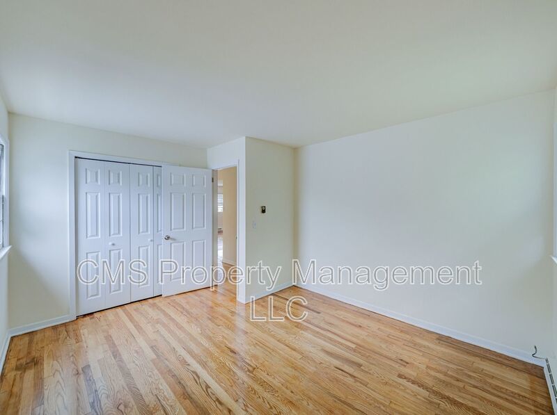 287 Montclair Ave, 2nd Fl. property image