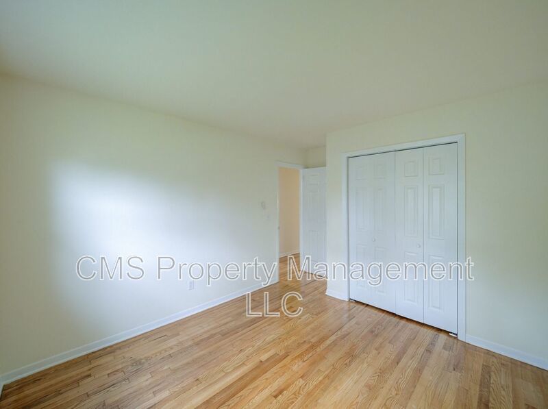 287 Montclair Ave, 2nd Fl. property image