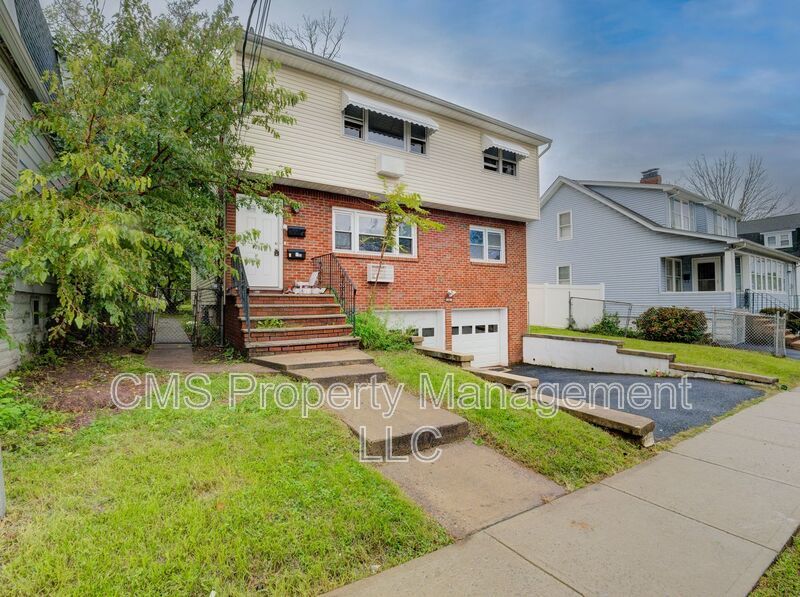287 Montclair Ave, 1st Fl. property image