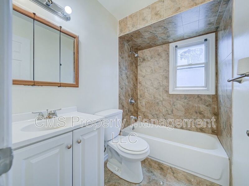287 Montclair Ave, 1st Fl. property image