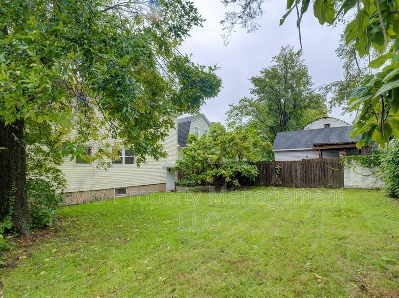 287 Montclair Ave, 1st Fl. property image