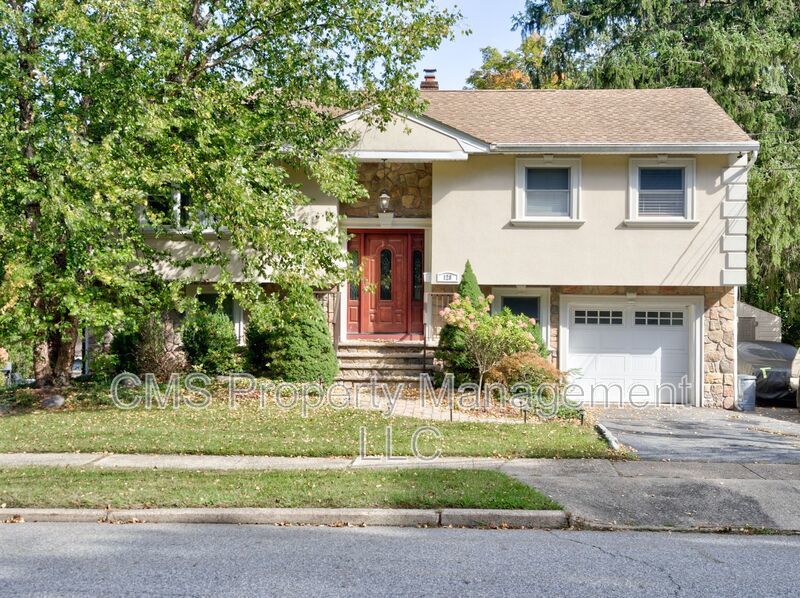 128 Reeve Ave property image