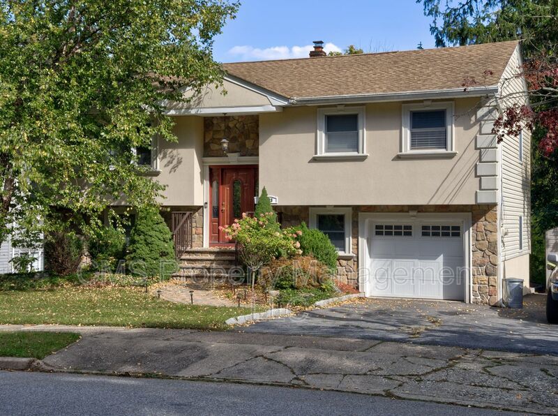 128 Reeve Ave property image