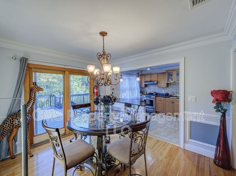 128 Reeve Ave property image