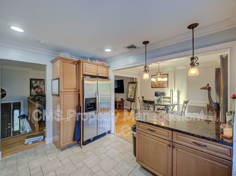128 Reeve Ave property image