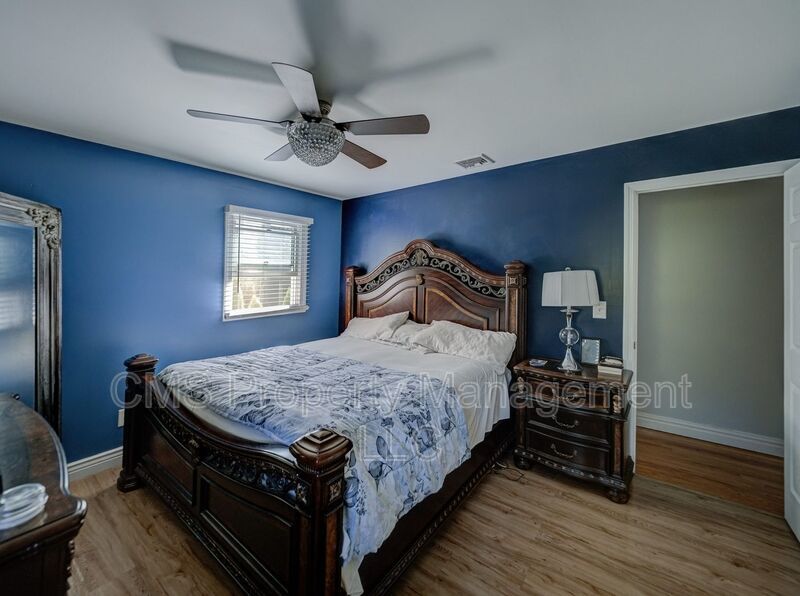 128 Reeve Ave property image
