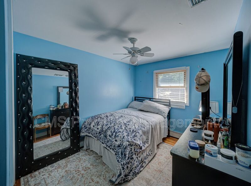 128 Reeve Ave property image