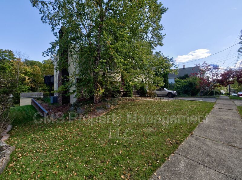 128 Reeve Ave property image