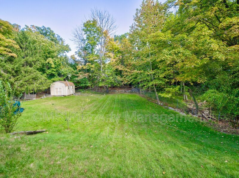128 Reeve Ave property image