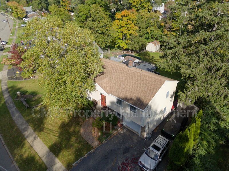 128 Reeve Ave property image
