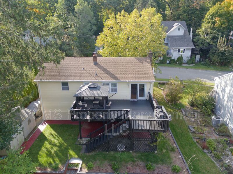 128 Reeve Ave property image