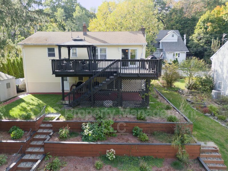 128 Reeve Ave property image