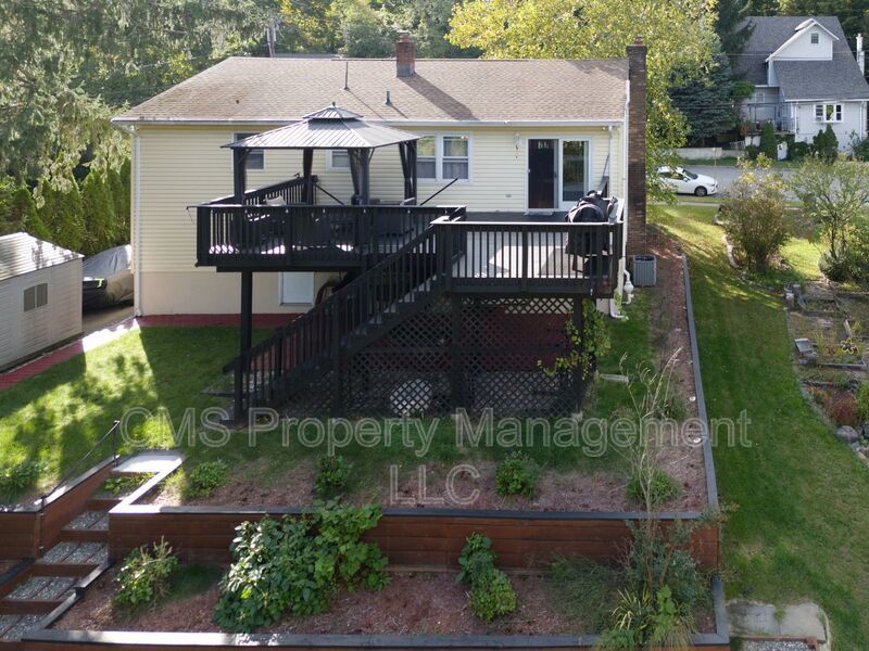 128 Reeve Ave property image