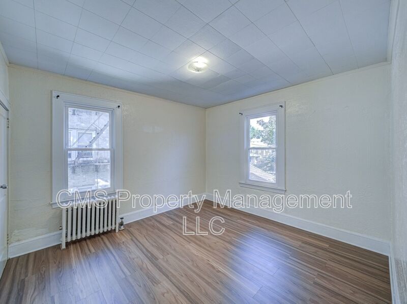 706 Chestnut St, 2R property image