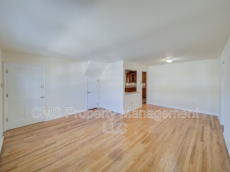 287 Montclair Ave, 1st Fl. property image