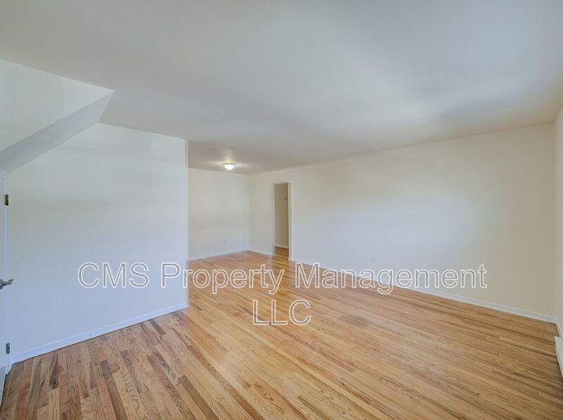 287 Montclair Ave, 1st Fl. property image