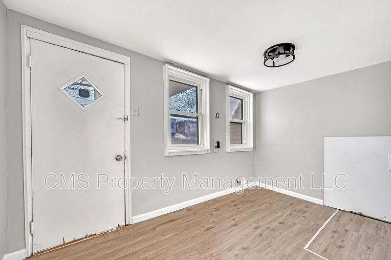 25 Adella Ave property image