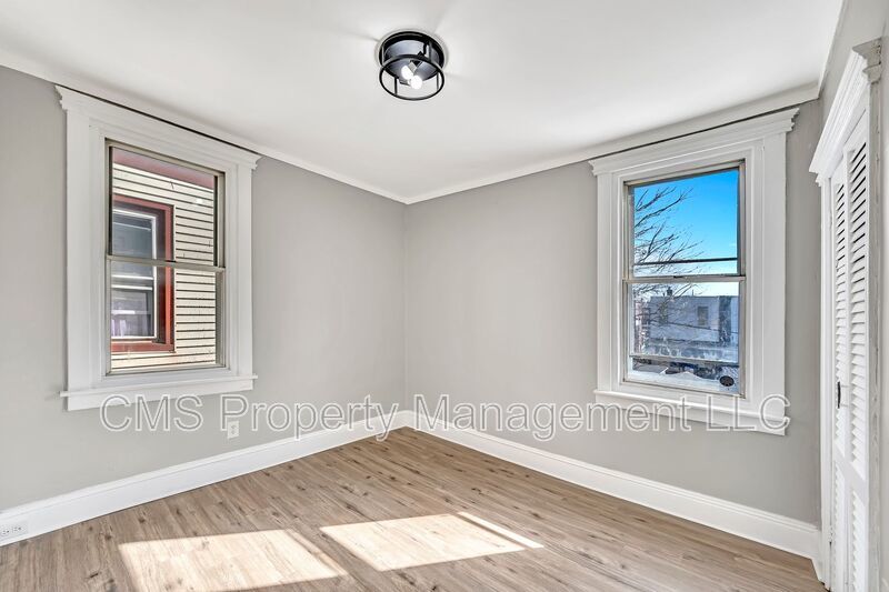 25 Adella Ave property image