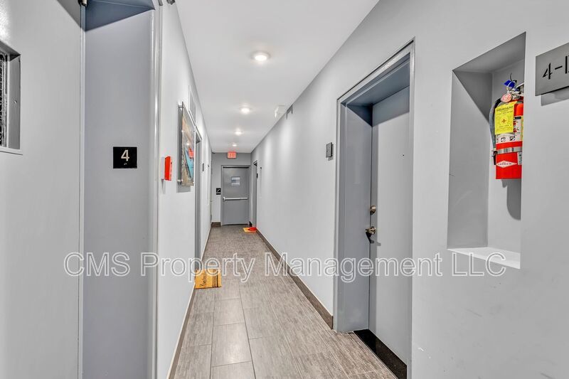 1706 Park Ave, 4C property image