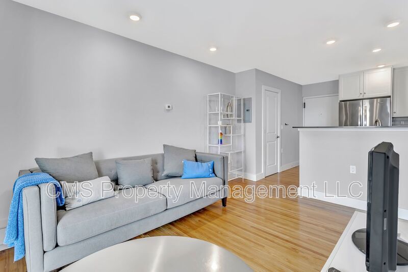 1706 Park Ave, 4C property image
